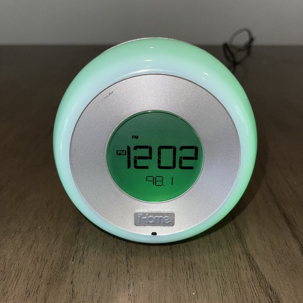 iHome iM29 Color Changing Dual Alarm FM Clock Radio with USB Charging
